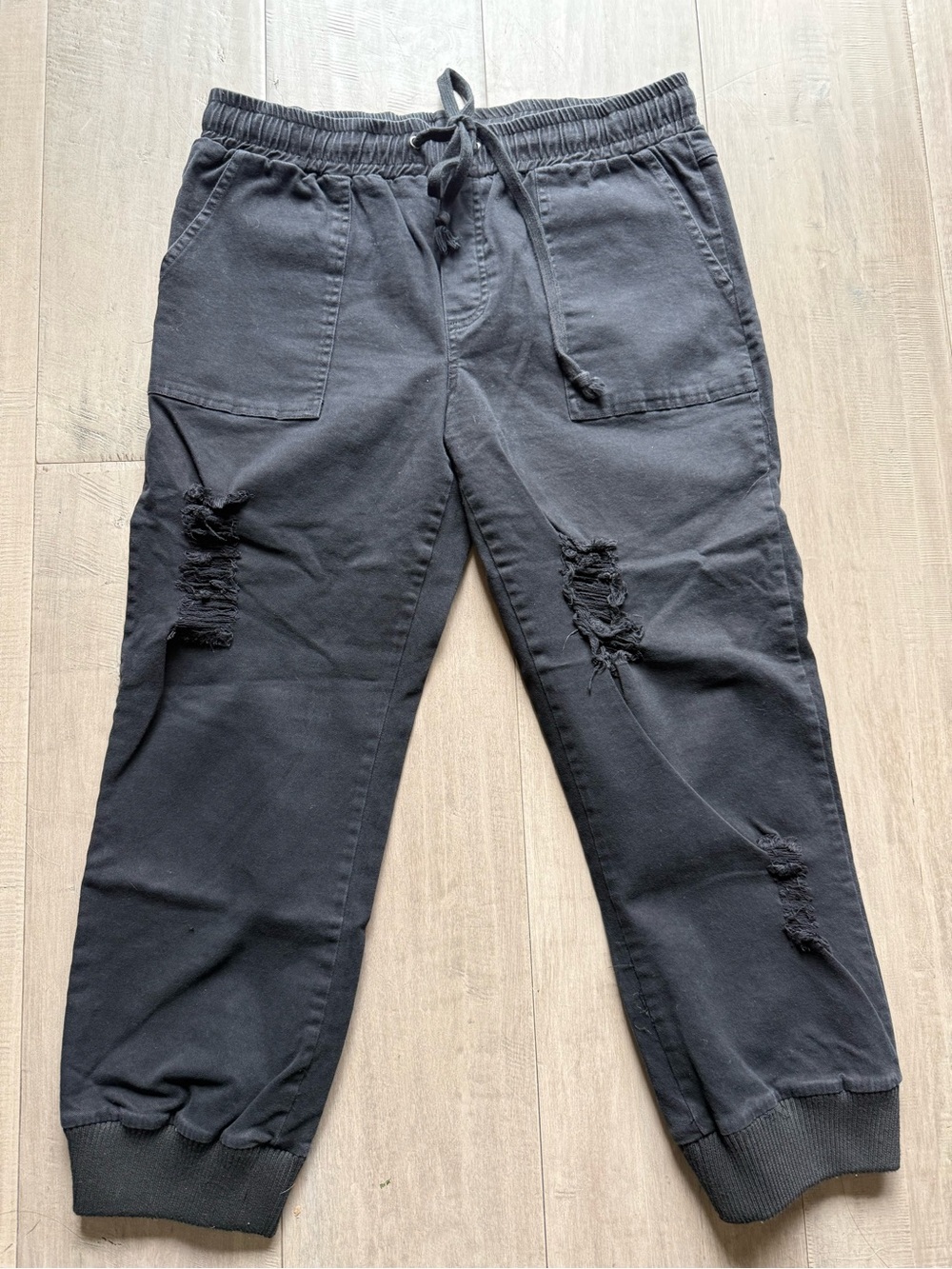 Women’s white birch Black Distressed Jogger Sweatpants (139)